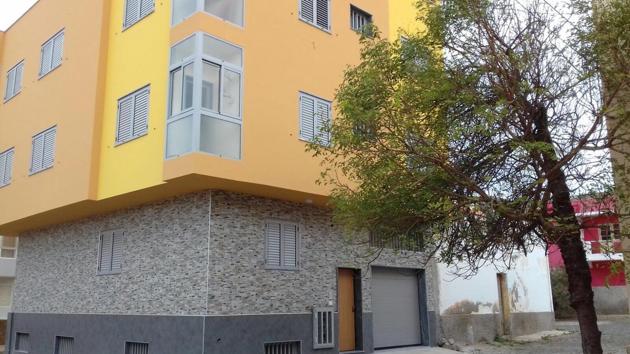 Private Apartament Celestina & Carlos Миндело Екстериор снимка